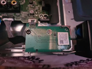Repyestos Hisense H43B7100