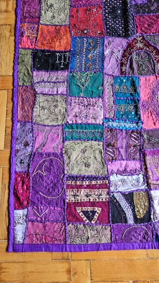 Tapiz indio patchwork morado