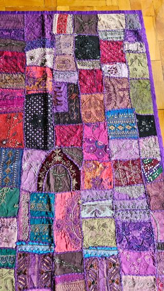 Tapiz indio patchwork morado