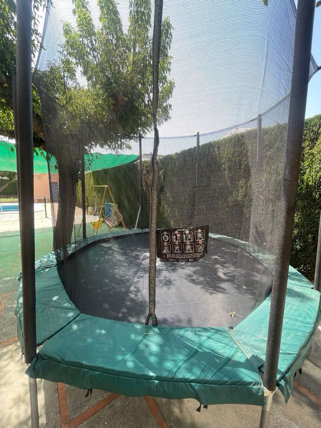 Cama elástica 300cm Decathlon Desmontada