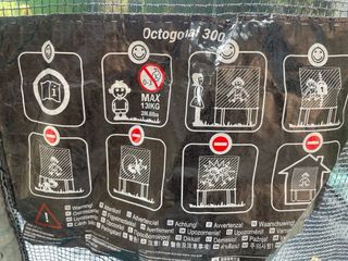 Cama elástica 300cm Decathlon Desmontada