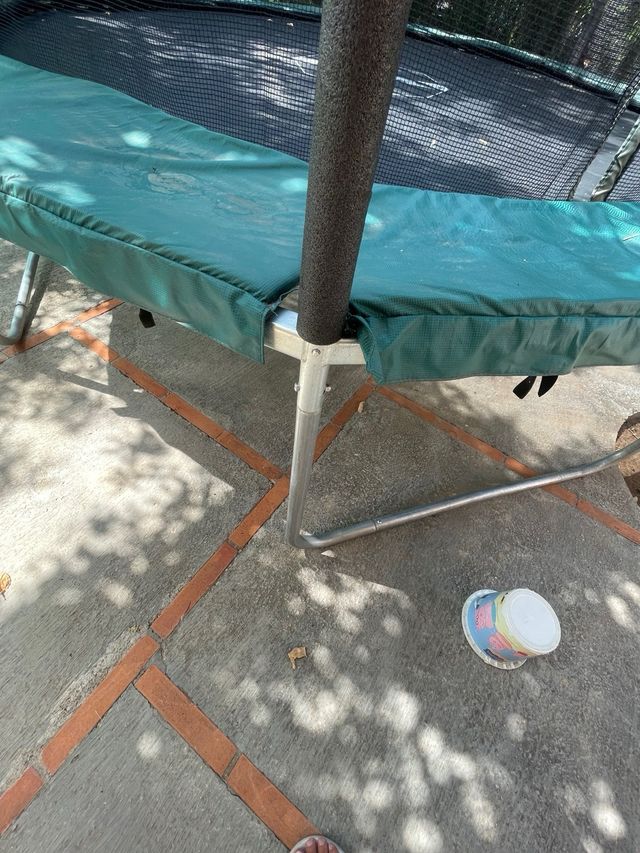 Cama elástica 300cm Decathlon Desmontada