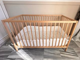 Cuna bebé Ikea haya - Poco uso