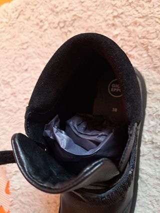 Botines Gioseppo negros, talla 38