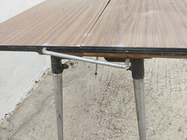 Mesa vintage cocina años 60