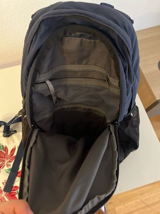Mochila Burton 24L - Azul y Negra