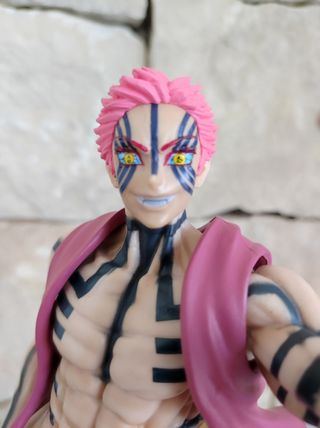 Figura Akaza Demon Slayer 30cm
