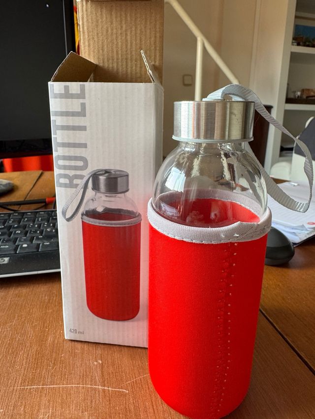 Botella vidrio roja 420ml - NUEVA