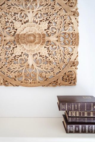 Arazzo legno intagliato