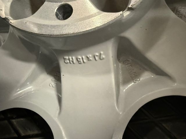 Llanta Mercedes 7x15 Sportline