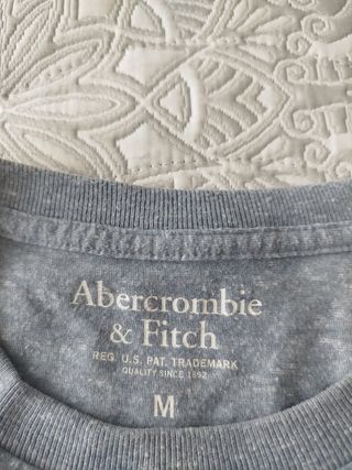 Camiseta Abercrombie & Fitch perfecto estado