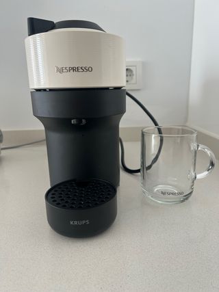 Cafetera Nespresso Vertuo Pop