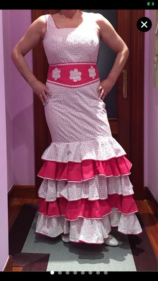 Vestido Flamenca Rosa y Blanco