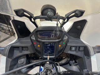 HONDA CRF1000L Africa Twin DCT