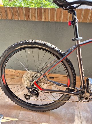 Bicicleta BH Spike