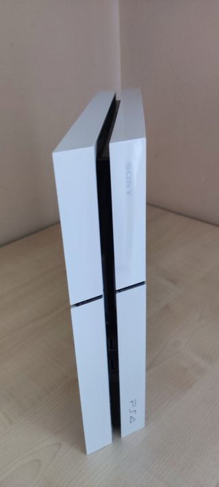 PS4 (PlayStation 4) Blanca 1TB - 9.00