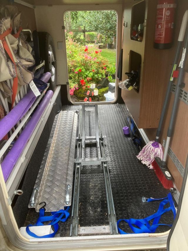 burstner aviano 2012