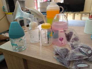 Kit lactancia Medela + accesorios