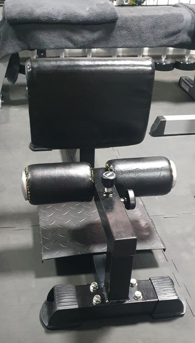 Máquina Sissy Squat