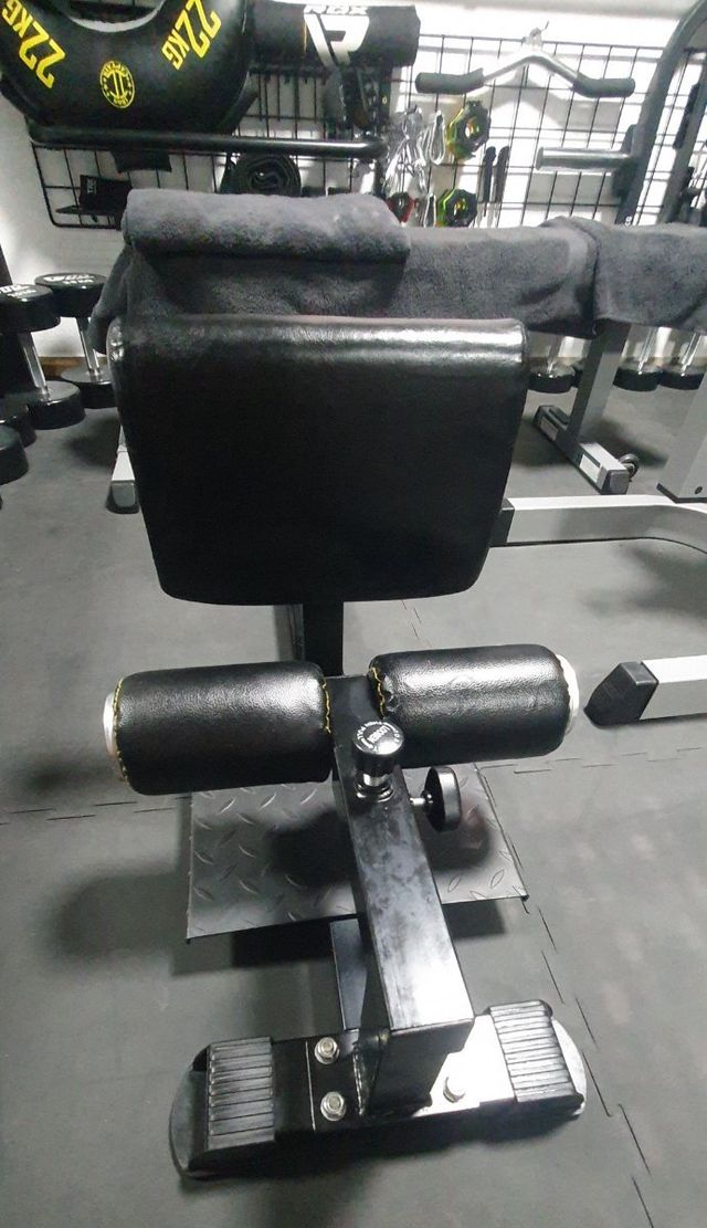 Máquina Sissy Squat