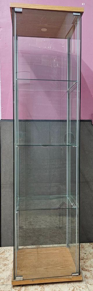 Vitrina Ikea - Expositor de cristal