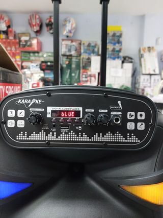 Altavoz Bluetooth maleta con ruedas