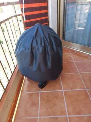 Barbacoa pequeña negra