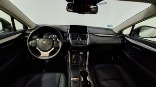 Lexus NX 2.5 300h Premium 2WD