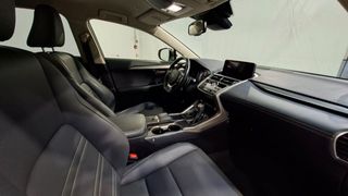 Lexus NX 2.5 300h Premium 2WD