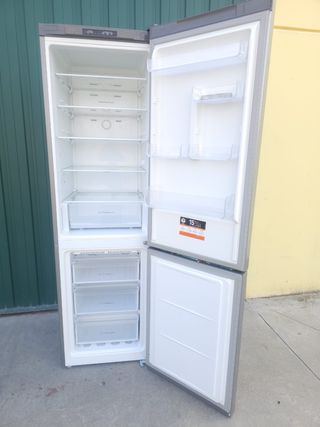 OCASIÓN !! COMBI INDESIT INOX 2 MTS. 