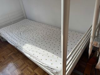 Litera blanca Ikea - cama nido