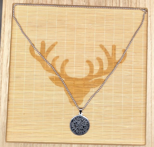 Colar Viking Aegishjalmur