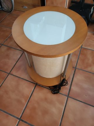 Mesita auxiliar con luz - Madera