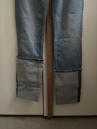 Jeans dritti con risvolto alto Mango