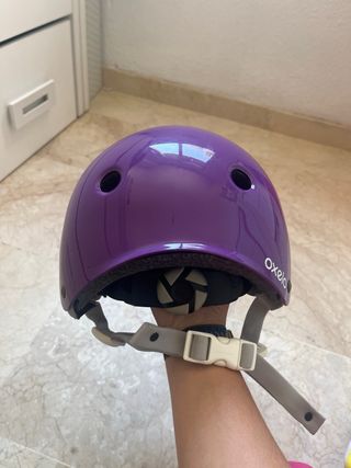 Casco Oxelo morado para patín/skate/bici