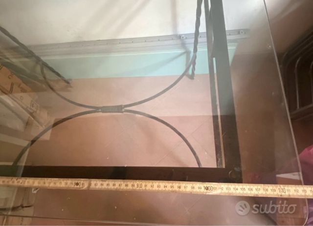 Tavolo vetro metallo - stile moderno