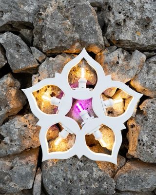 Lampada a fiore bianca | Luminaria pugliese