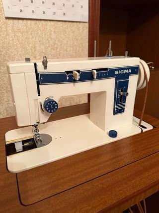 Máquina coser SIGMA antigua