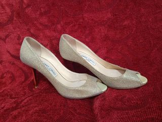 Tacones Jimmy Choo dorados