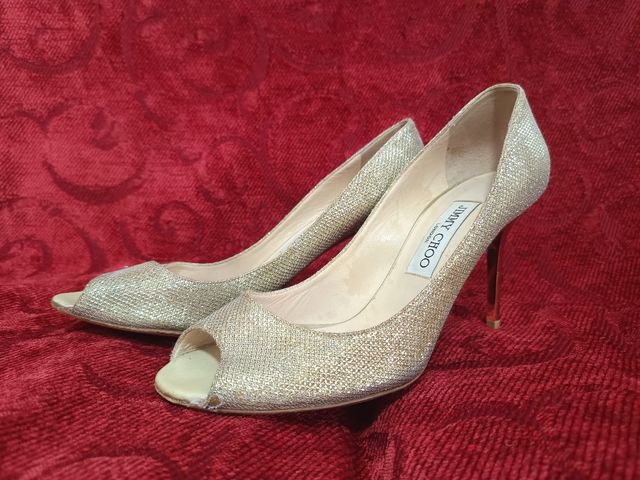 Tacones Jimmy Choo dorados