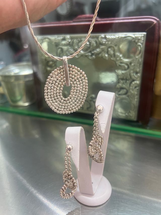 Conjunto plata: Collar y pendientes