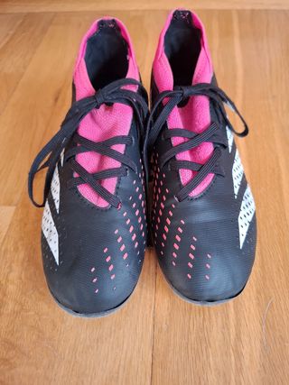 Botas de fútbol con tacos Adidas Predator Jr 35