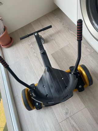 Hoverboard modelo TW01 con silla.