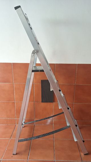 Escalera aluminio plegable