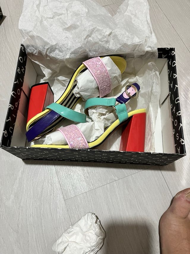 Sandalias tacón multicolor