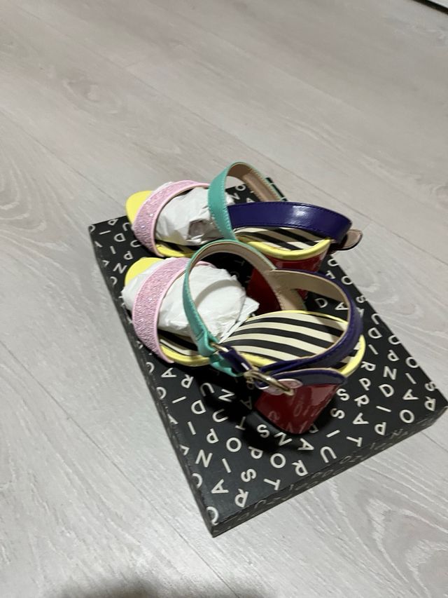 Sandalias tacón multicolor