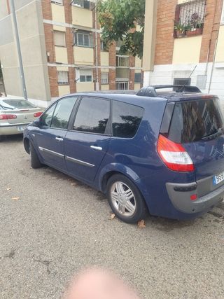Renault Grand Scenic 2005