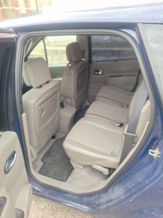 Renault Grand Scenic 2005