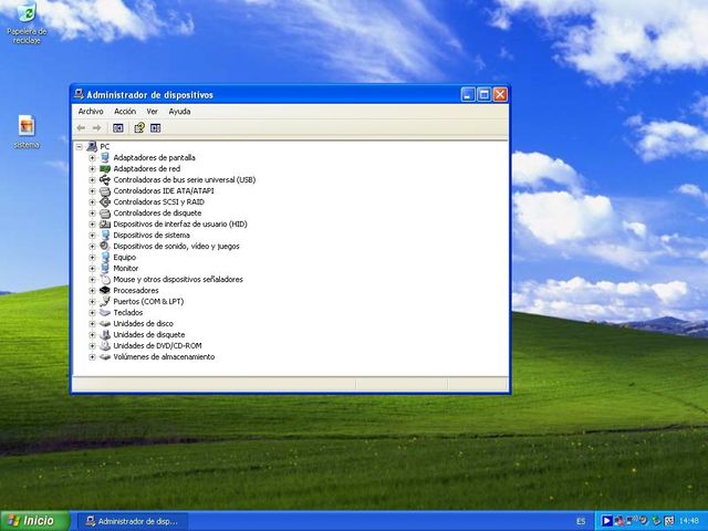 Ordenador sobremesa con Windows XP