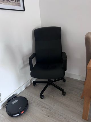 Silla oficina giratoria polipiel negra